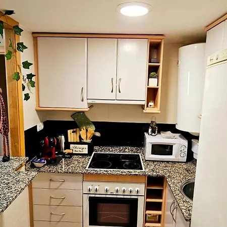 Beach Apartment *